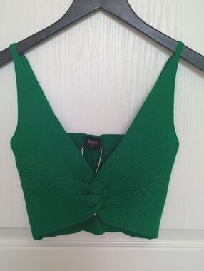 Green Ribbed Knot-Front Crop Top